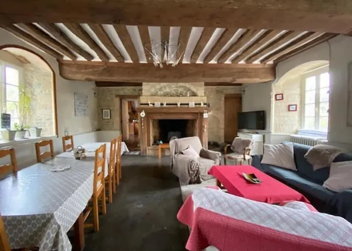 Domaine Des Hetres بيت للعطل *